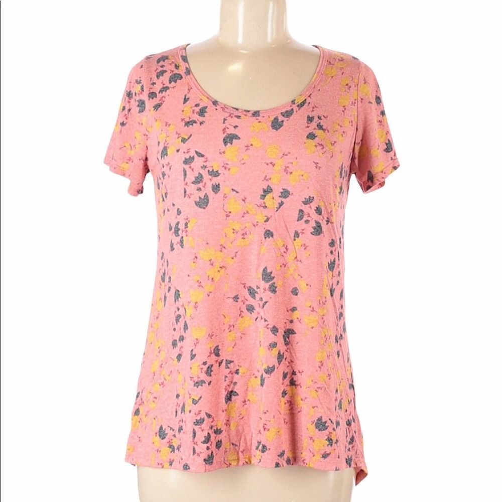 Lularoe Floral Classic T-Shirt Pink‎ XS Extra Small